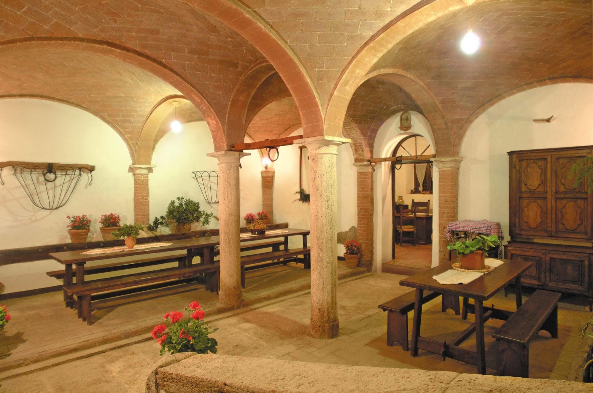 Agriturismo Tenuta Armaiolo Rapolano Terme Dış mekan fotoğraf
